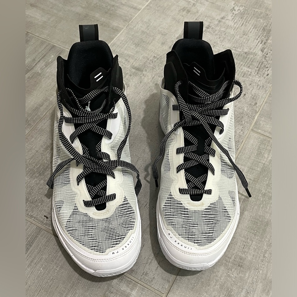 Air Jordan XXXVII Basketball Shoes - Men’s size 12